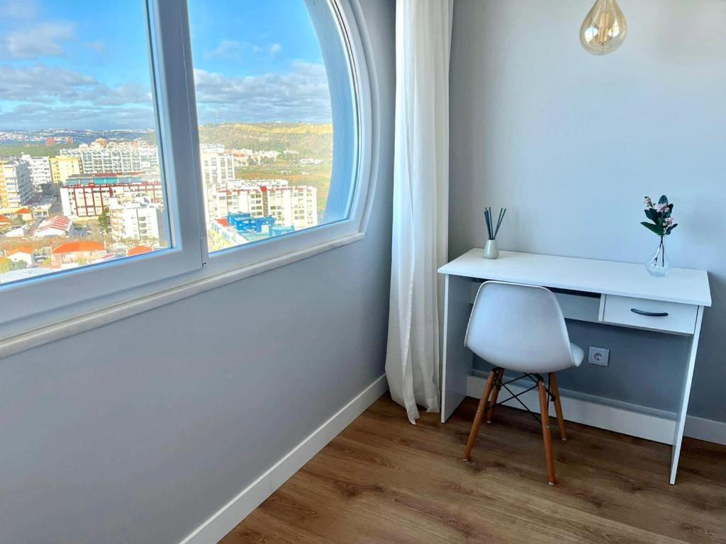T2 Com Uma Vista Deslumbrante Sobre O Atlantico! Apartment *